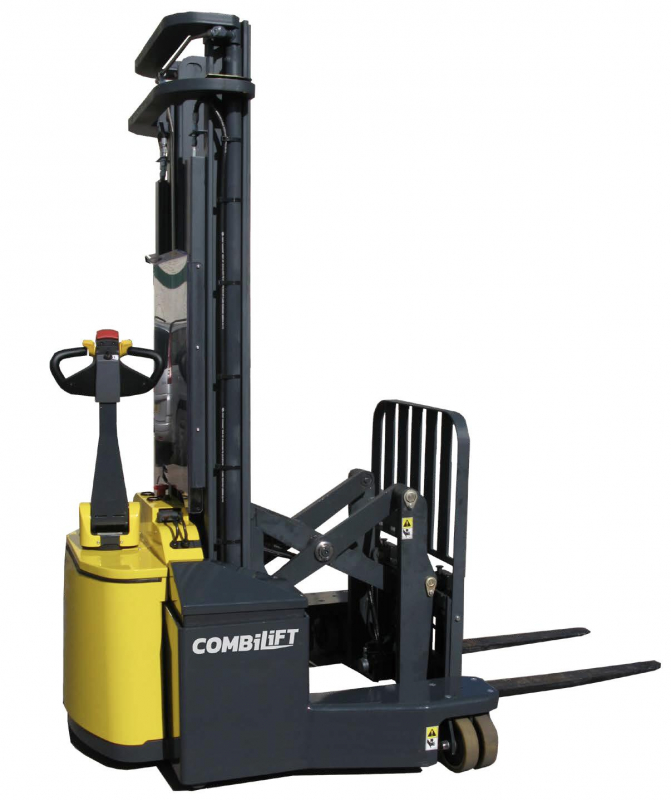 Многоходовой узкопроходный штабелер COMBI-WR4